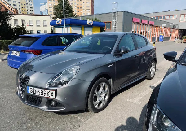 Alfa Romeo Giulietta cena 47200 przebieg: 127000, rok produkcji 2015 z Gdańsk małe 121